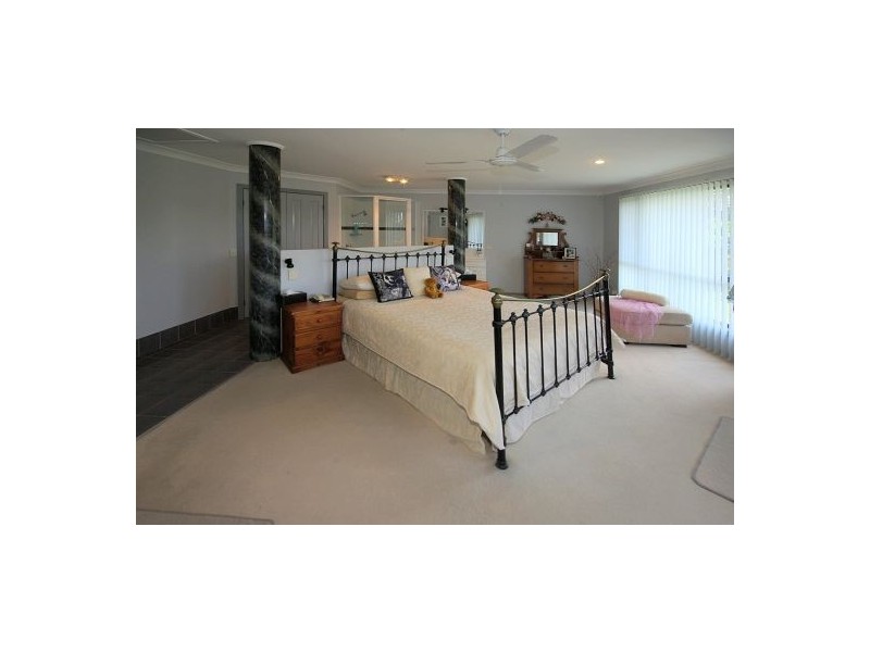 13 Meadowlands Cres, Coffs Harbour NSW 2450