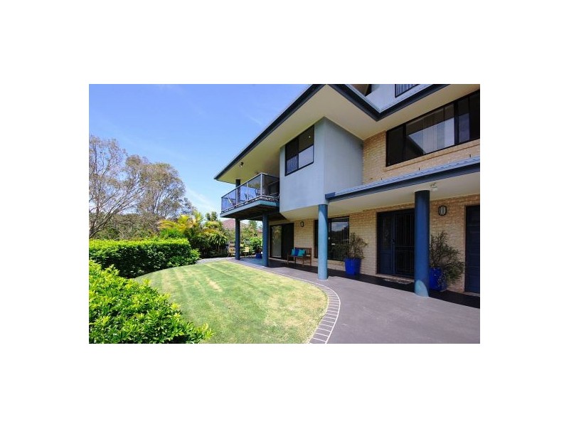 13 Meadowlands Cres, Coffs Harbour NSW 2450