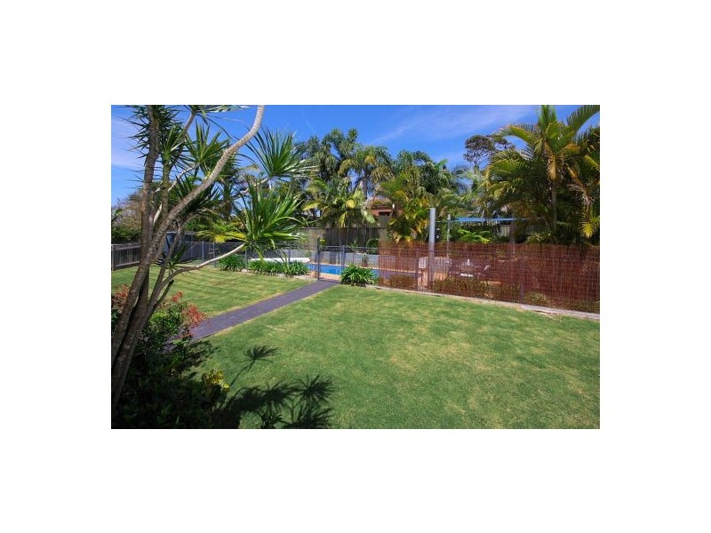 13 Meadowlands Cres, Coffs Harbour NSW 2450