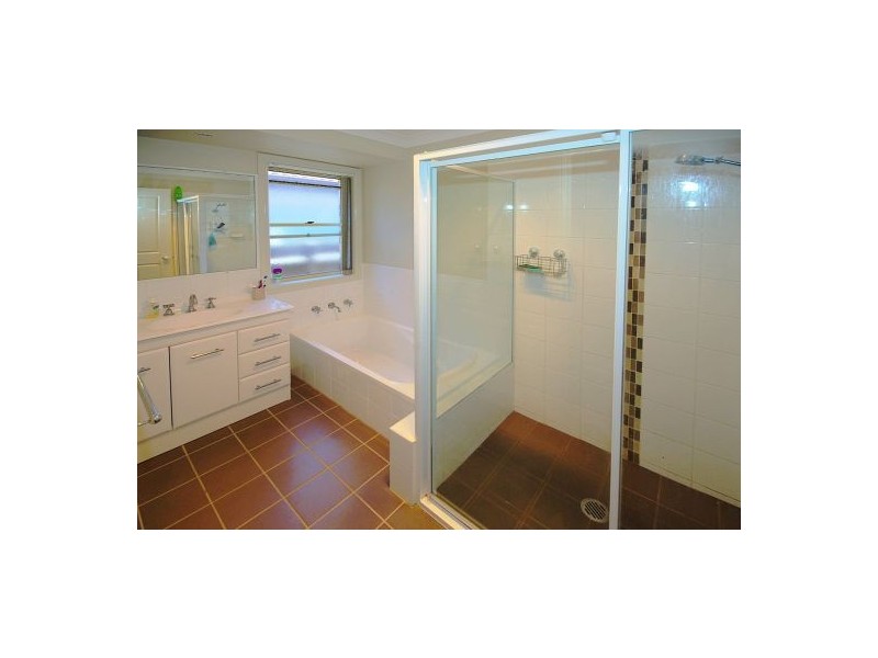 50 Soren Larsen Cres, Boambee East NSW 2452