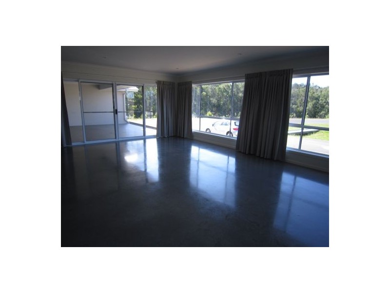 2 Paperbark Street, Sapphire Beach NSW 2450