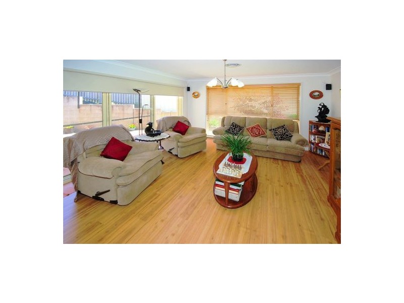 4 Hampshire Close (off Pearce Dr), Coffs Harbour NSW 2450