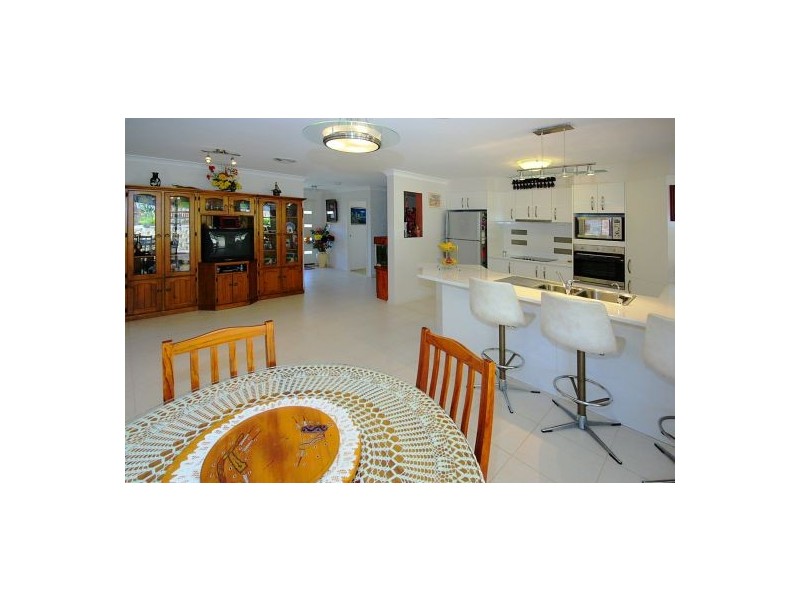 4 Hampshire Close (off Pearce Dr), Coffs Harbour NSW 2450