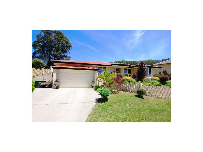 4 Hampshire Close (off Pearce Dr), Coffs Harbour NSW 2450