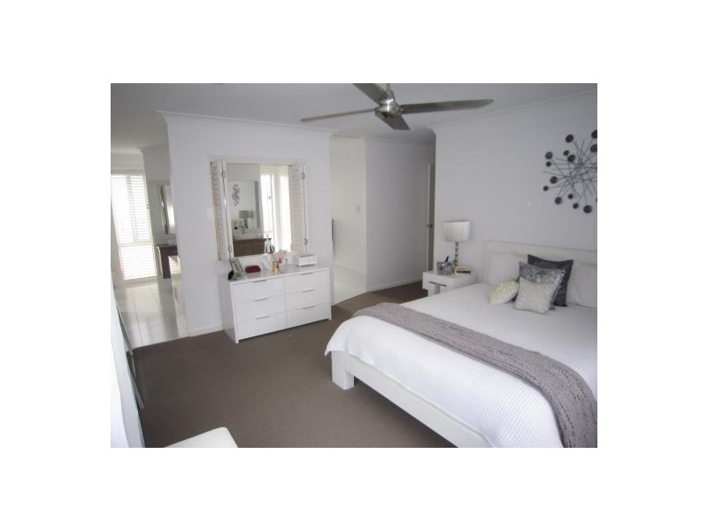 90 Pearce Drive, Coffs Harbour NSW 2450