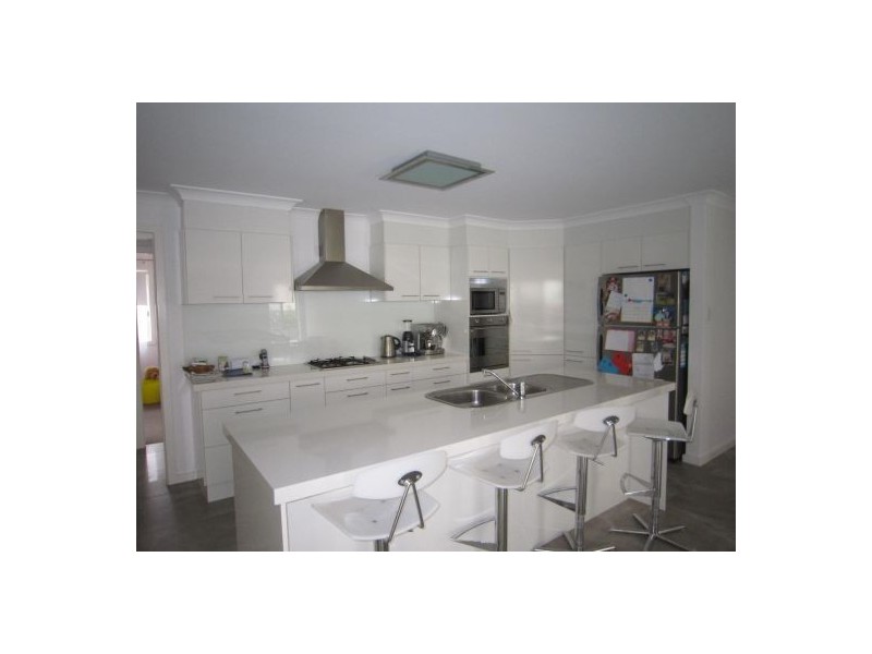 90 Pearce Drive, Coffs Harbour NSW 2450