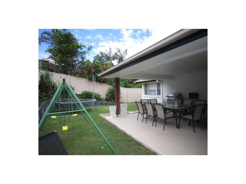 90 Pearce Drive, Coffs Harbour NSW 2450