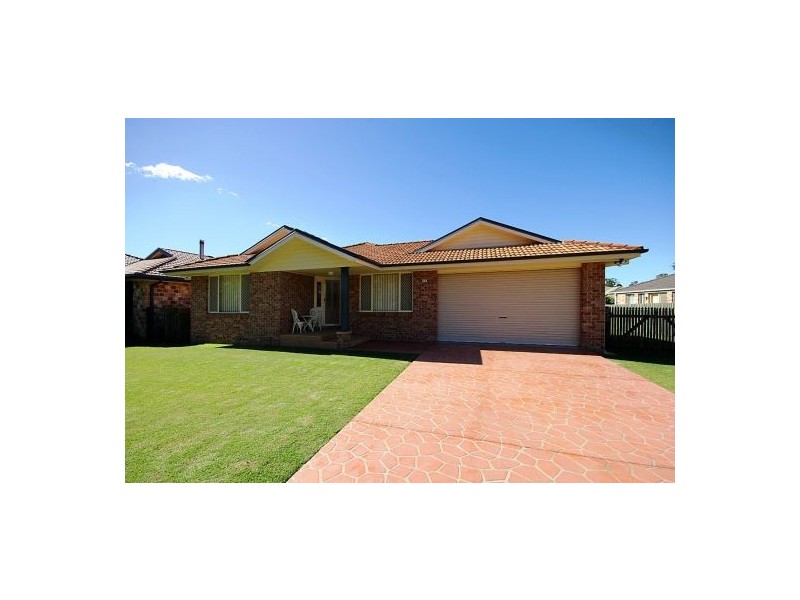 15 Moreton Bay Ave, Coffs Harbour NSW 2450