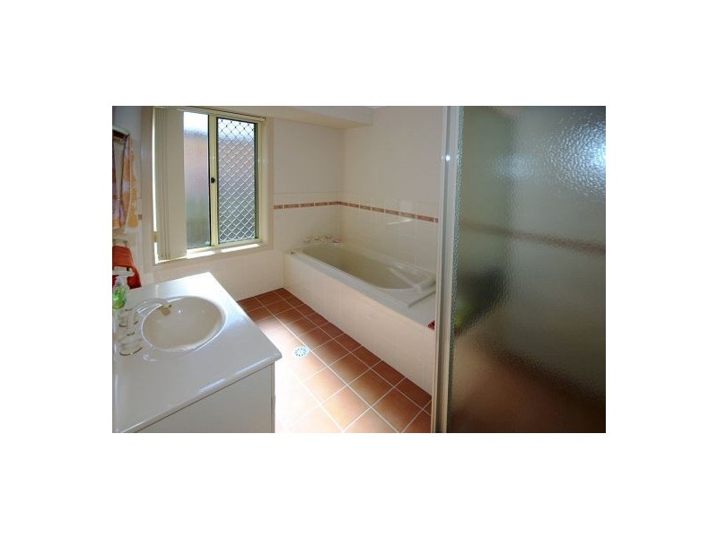 15 Moreton Bay Ave, Coffs Harbour NSW 2450