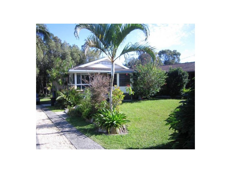 90 Diamond Head Drive, Sandy Beach NSW 2456