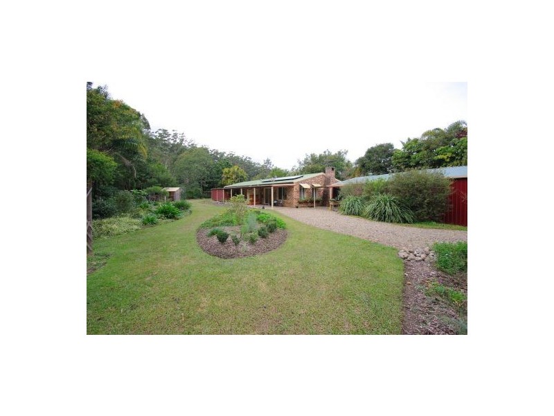 2 Overlander Rd, Moonee Beach NSW 2450
