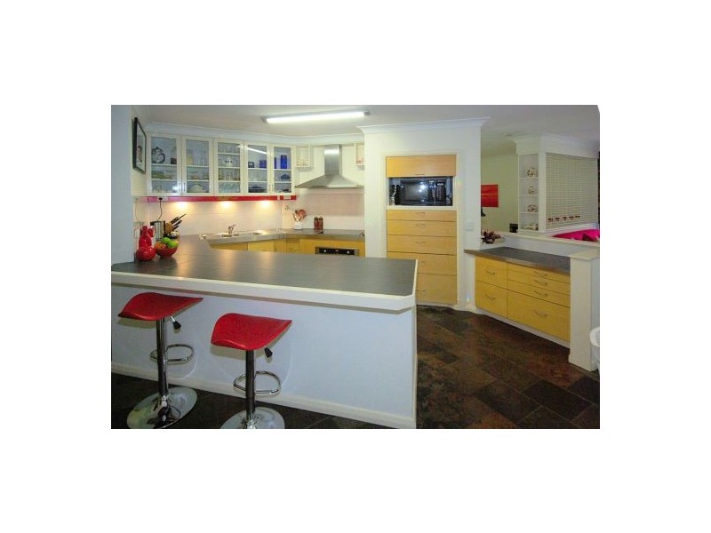 2 Overlander Rd, Moonee Beach NSW 2450