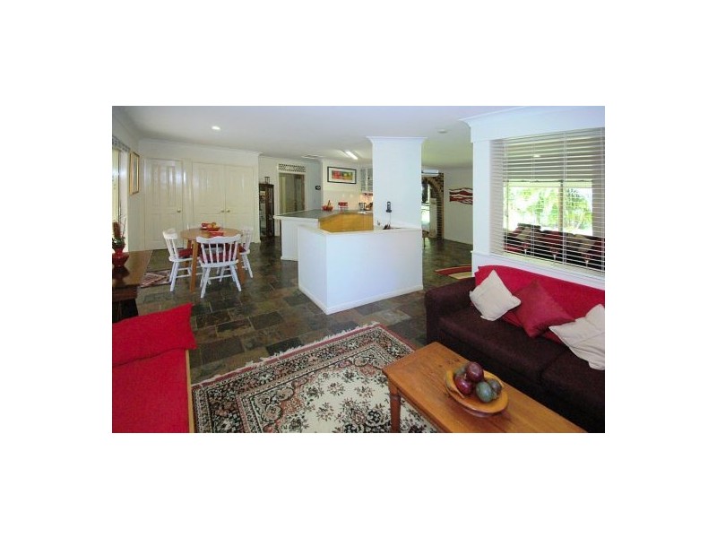 2 Overlander Rd, Moonee Beach NSW 2450