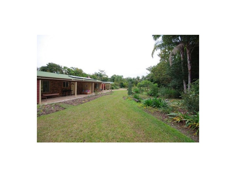 2 Overlander Rd, Moonee Beach NSW 2450