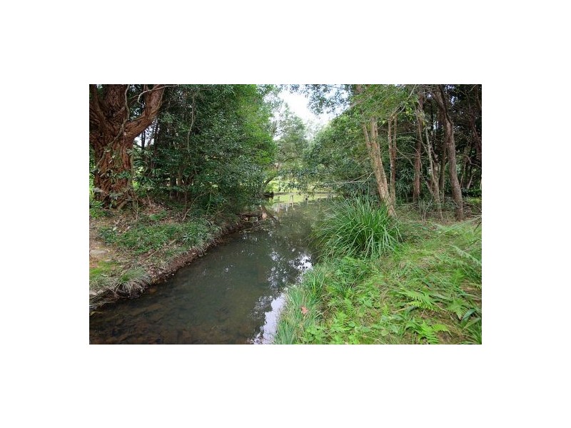 2 Overlander Rd, Moonee Beach NSW 2450