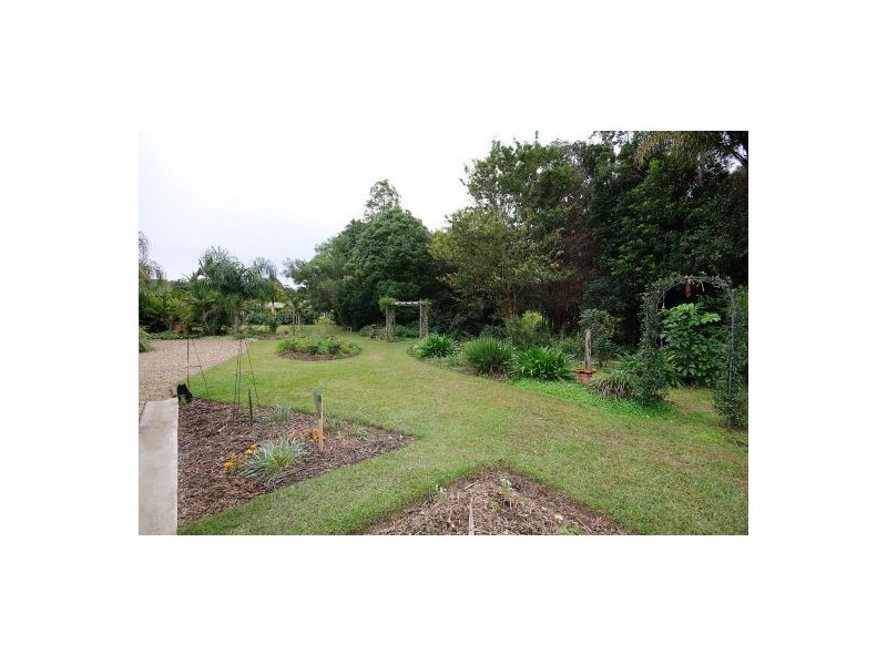 2 Overlander Rd, Moonee Beach NSW 2450