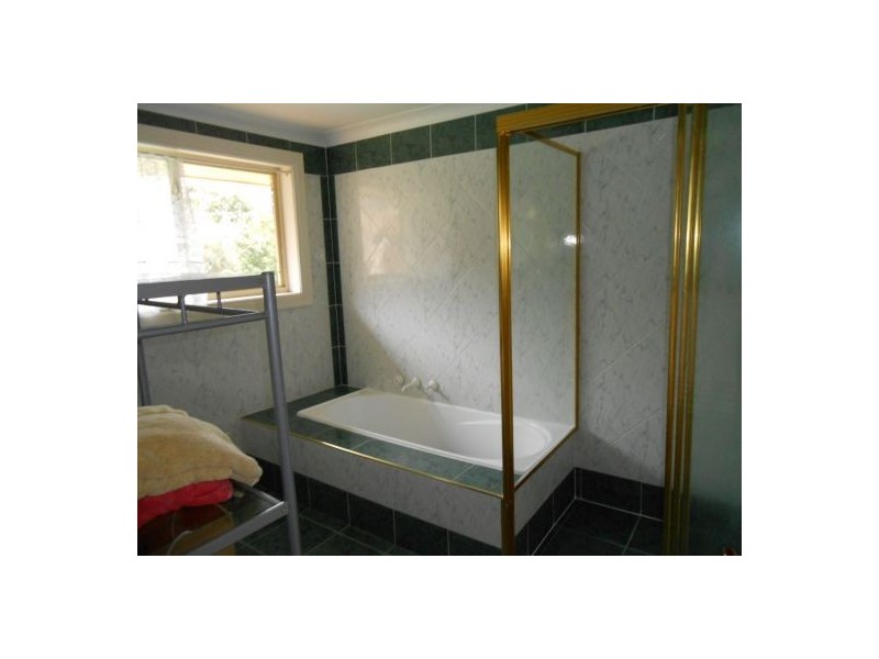 75 Vera Drive, Coffs Harbour NSW 2450