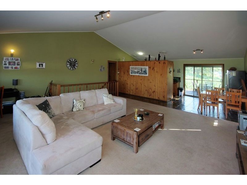 17 Hunter Close, Korora NSW 2450