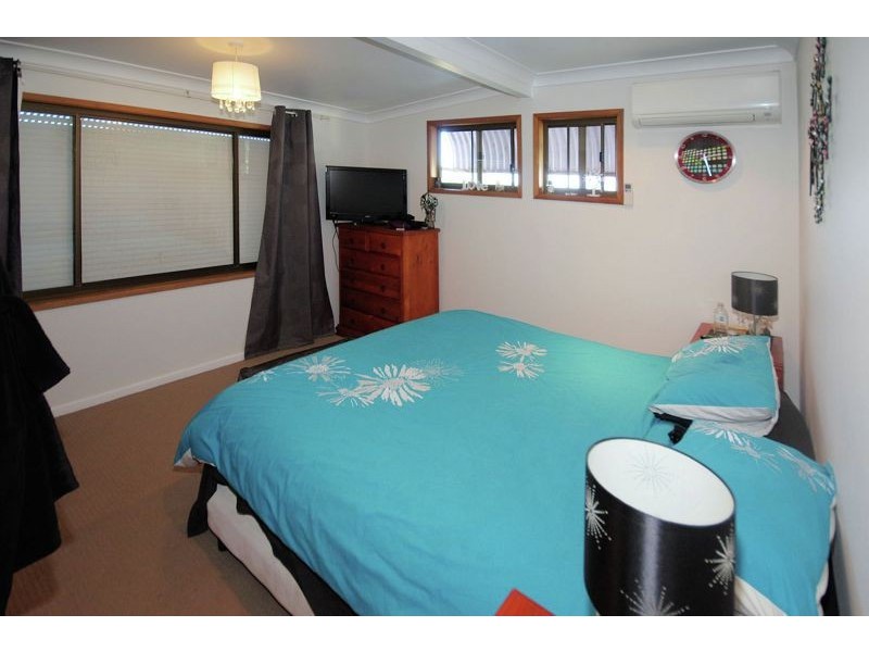 17 Hunter Close, Korora NSW 2450