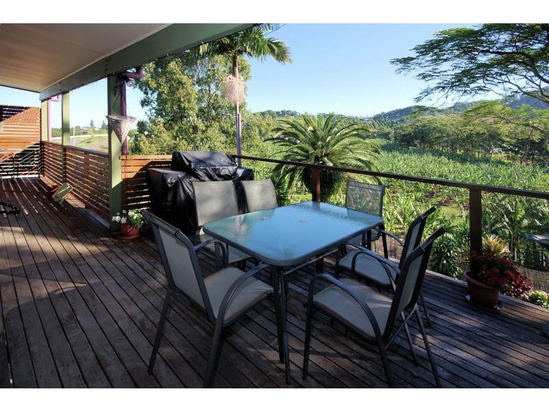 17 Hunter Close, Korora NSW 2450