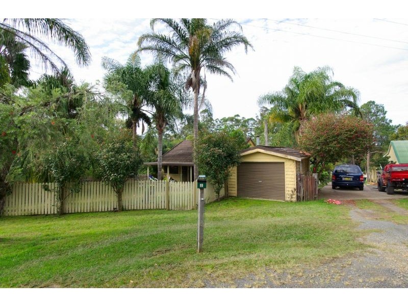 8 Alexander St, Nana Glen NSW 2450