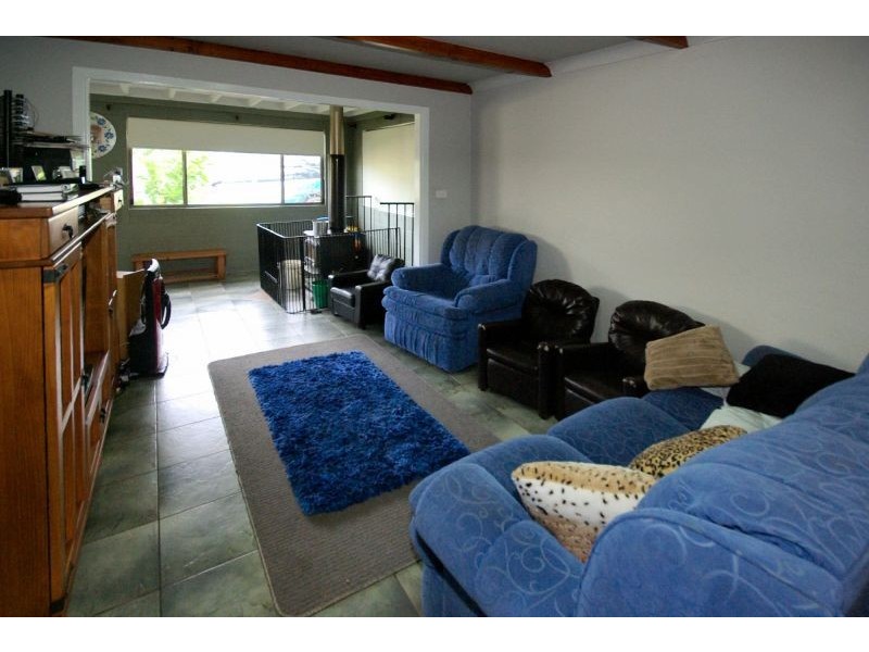 8 Alexander St, Nana Glen NSW 2450