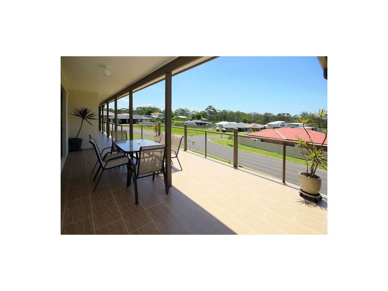 20 & 22 Estuary Dr, Moonee Beach NSW 2450