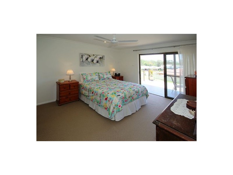 20 & 22 Estuary Dr, Moonee Beach NSW 2450