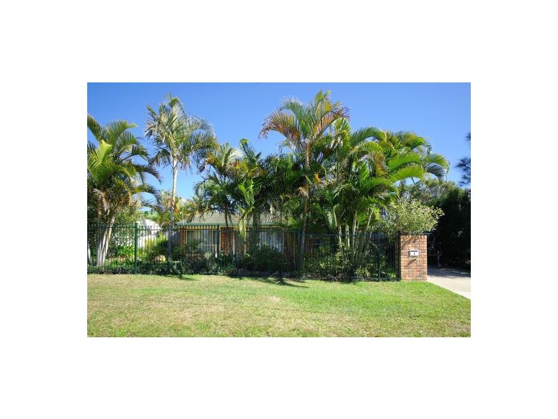 3 Pine Cres, Sandy Beach NSW 2456