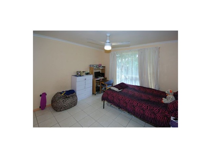 3 Pine Cres, Sandy Beach NSW 2456