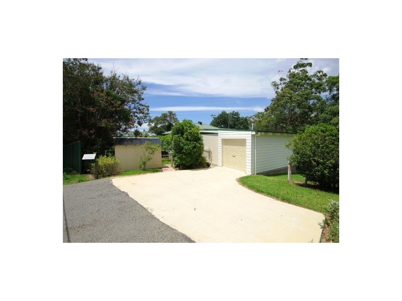 9 Maccues Rd, Moonee Beach NSW 2450