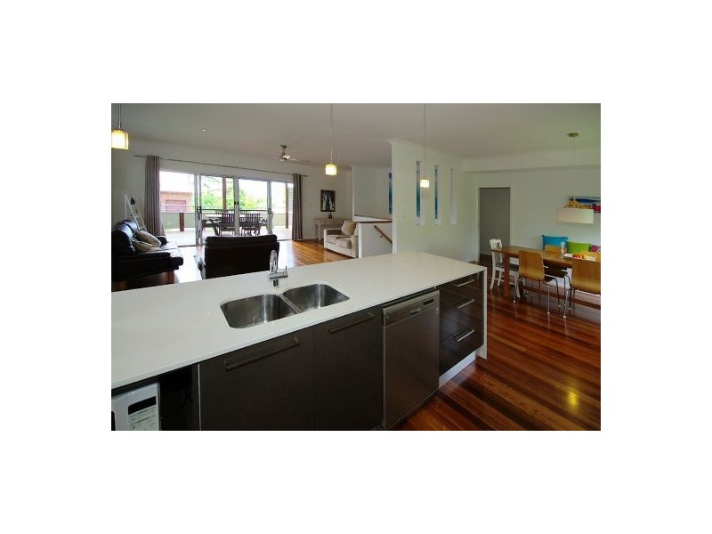 4 Whitewater Place, Sapphire Beach NSW 2450