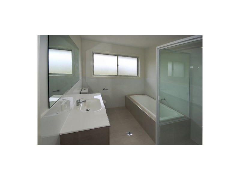 16 Cargelligo Ct, Coffs Harbour NSW 2450