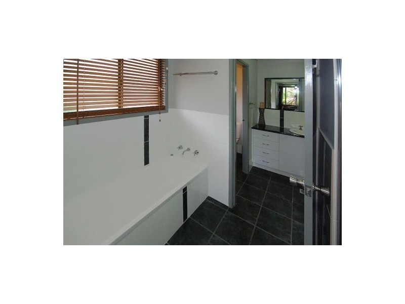 57 Linden Ave, Boambee East NSW 2452