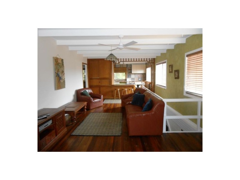 33 Bluff Road, Emerald Beach NSW 2456