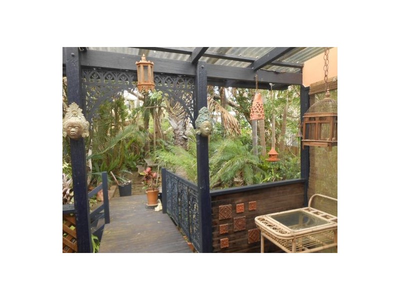 33 Bluff Road, Emerald Beach NSW 2456