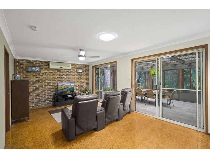 19 Kingfisher Cl, Boambee East NSW 2452