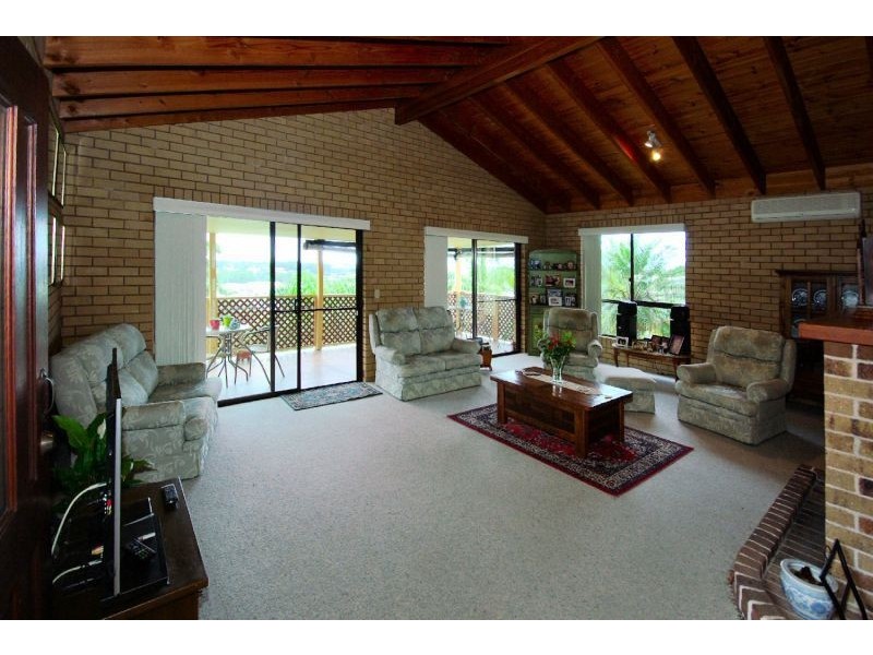 6 Hives Close, Coffs Harbour NSW 2450