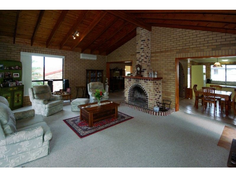 6 Hives Close, Coffs Harbour NSW 2450