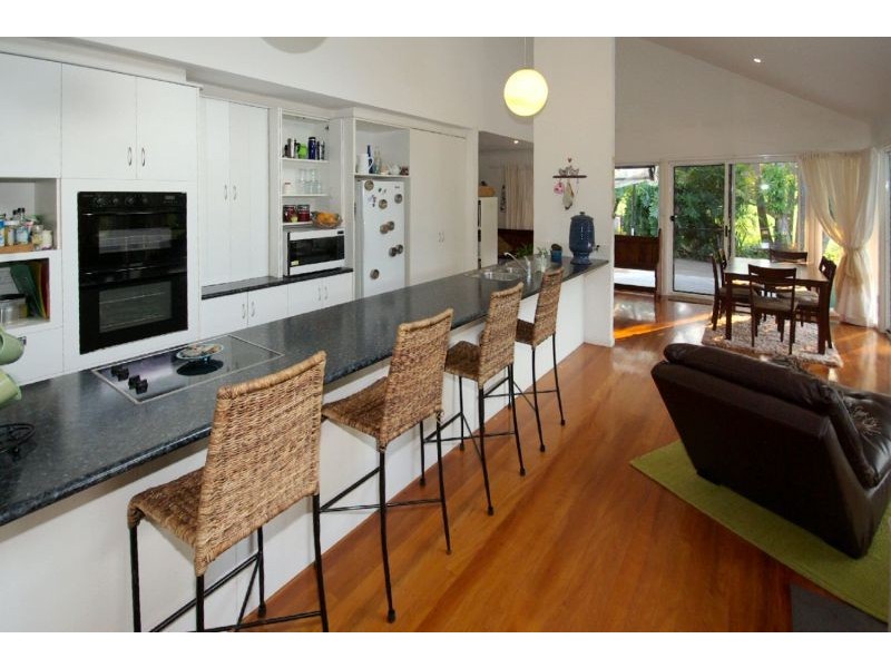 335 Crossmaglen Rd, Bonville NSW 2441