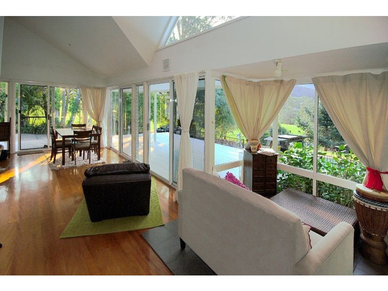 335 Crossmaglen Rd, Bonville NSW 2441