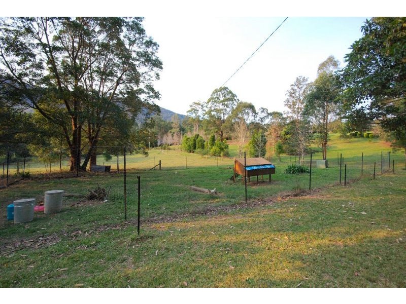 335 Crossmaglen Rd, Bonville NSW 2441