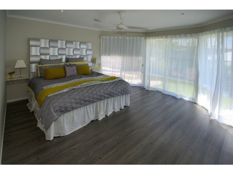 24 Island Road, Sapphire Beach NSW 2450