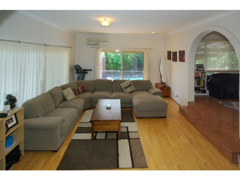 44 Bluff Rd, Emerald Beach NSW 2456