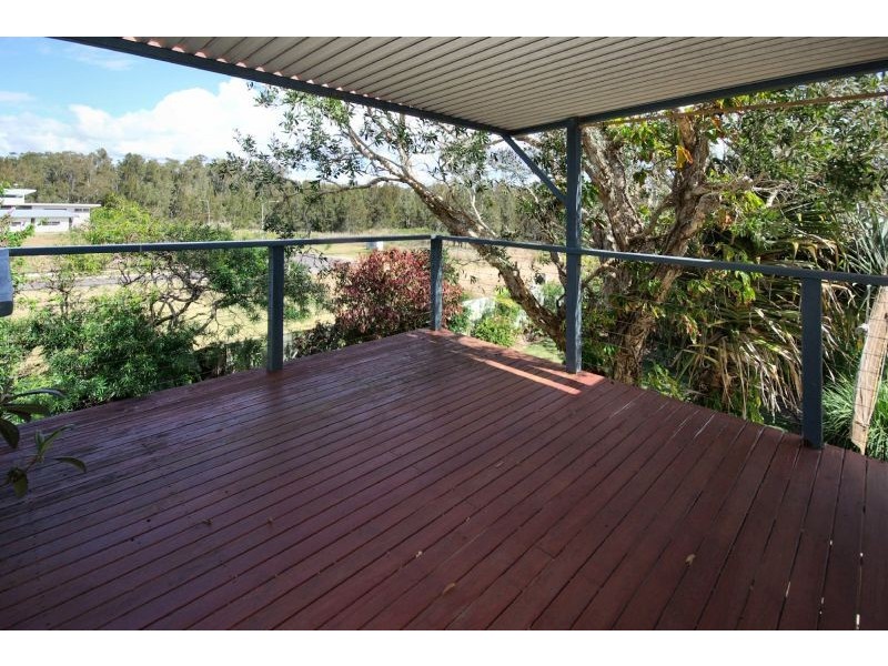 44 Bluff Rd, Emerald Beach NSW 2456