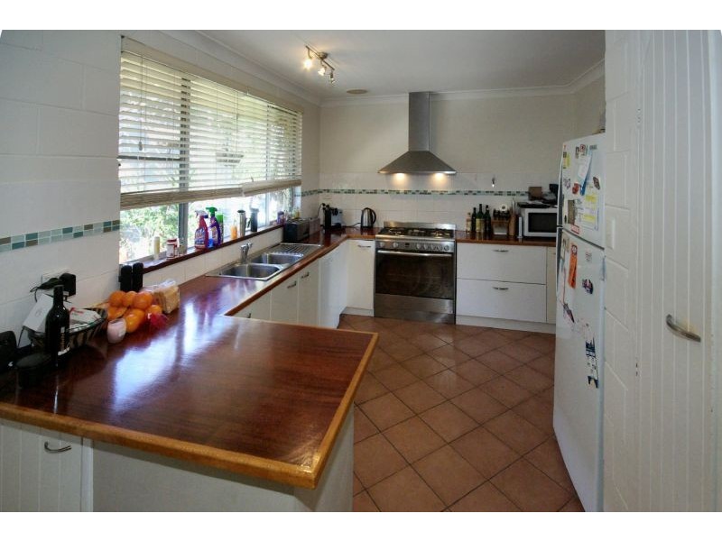 44 Bluff Rd, Emerald Beach NSW 2456