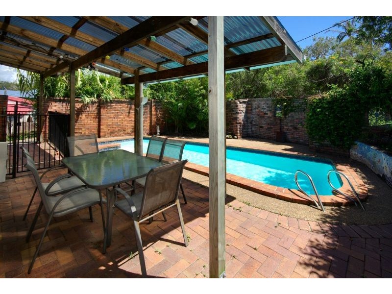 44 Bluff Rd, Emerald Beach NSW 2456