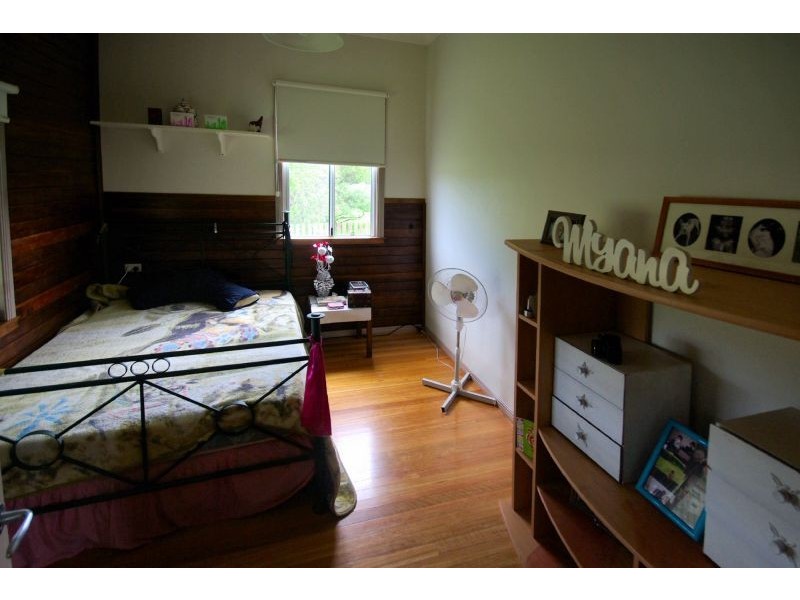 76 Pine Avenue, Ulong NSW 2450