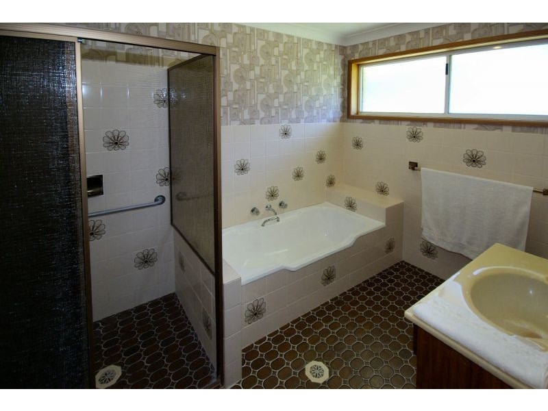 42 Brodie Drive, Coffs Harbour NSW 2450