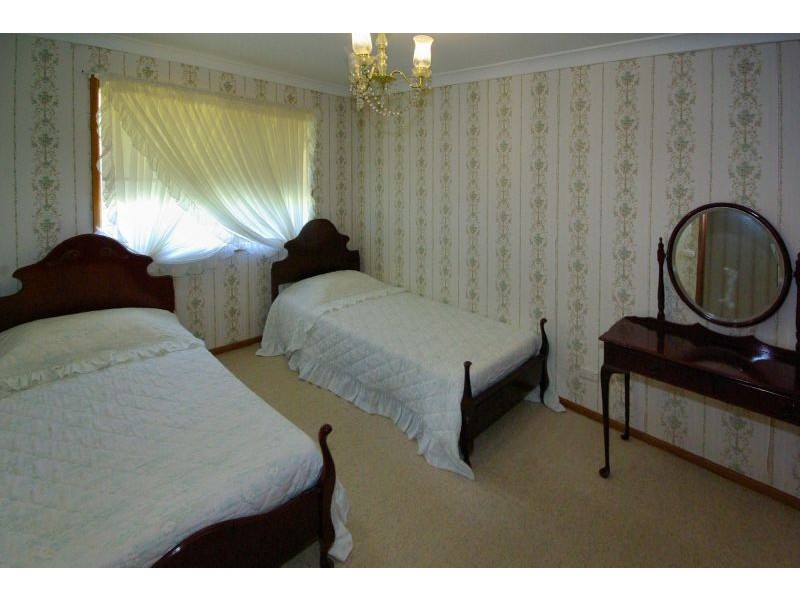 42 Brodie Drive, Coffs Harbour NSW 2450